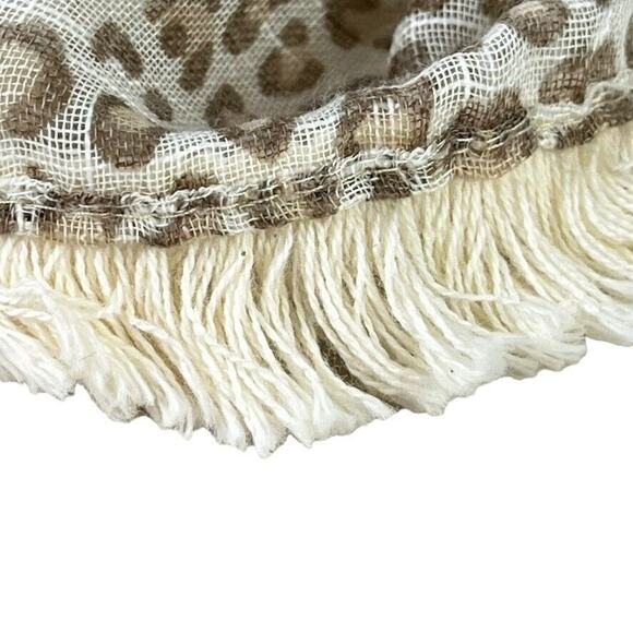 Chicos Womens Leopard Print Scarf Fringe Sheer Wrap 42x42 Square Beige Ivory - Picture 12 of 16